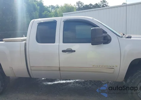 2008 Chevrolet Silverado 1500 Ls z USA, uszkodzony, nr VIN 2GCEK19CX81317657